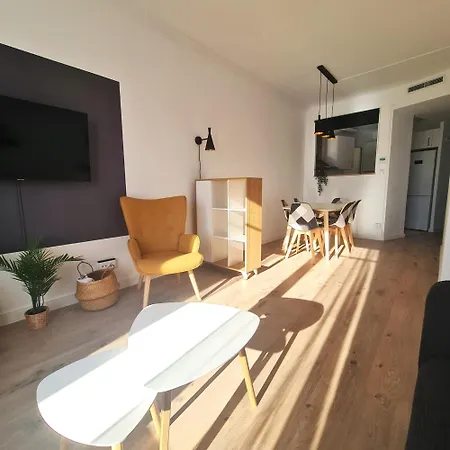 Appartement G74 Avenida Gaudi 4 Bedrooms With Balcony- Sagrada Familia Barcelona