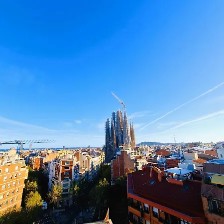 G74 Avenida Gaudi 4 Bedrooms With Balcony- Sagrada Familia * バルセロナ